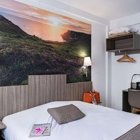 Du Champs De Mars Hotel